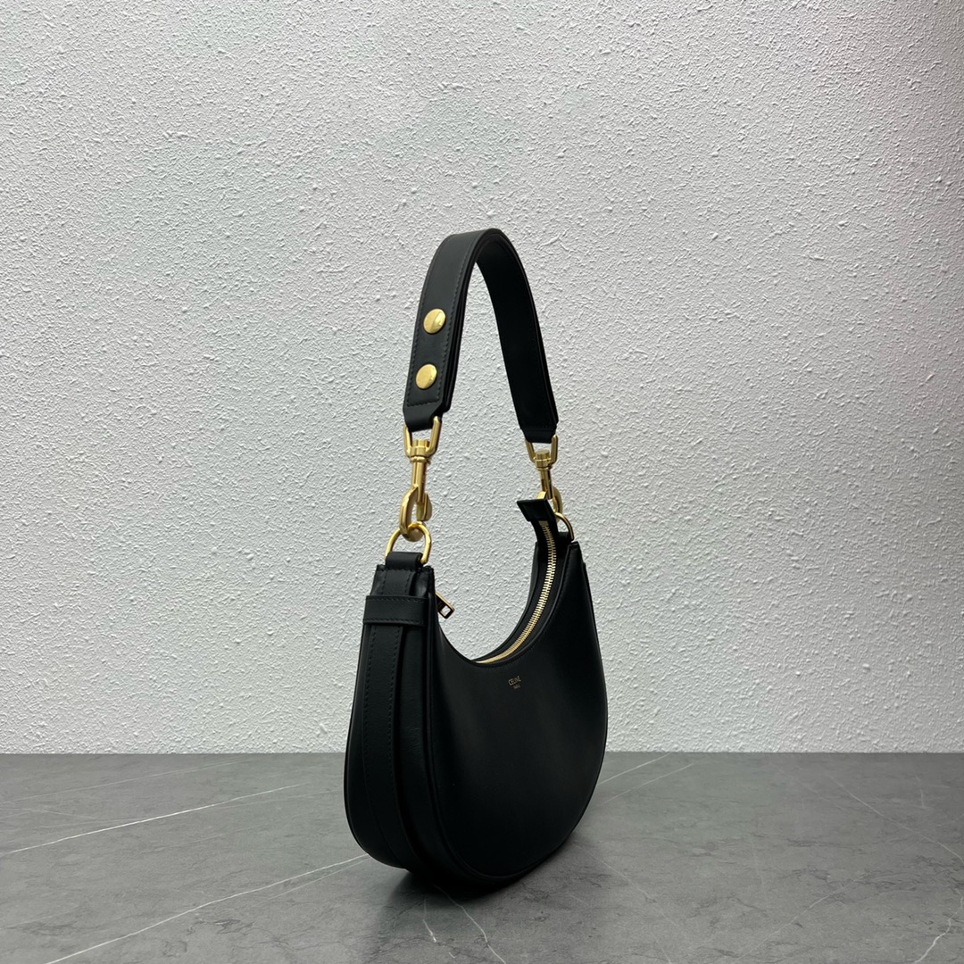 Celine Medium Ava Strap Bag In Smooth Calfskin Shoulder Bag Black 196923